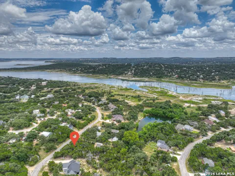1460 CANYON LAKE DR