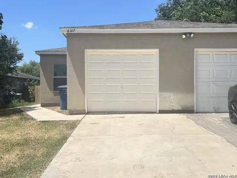 6317 GREEN TOP DR