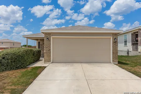 10203 REYES HTS