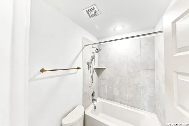 207 Brook Shadow Cibolo, TX 78108