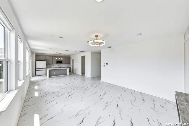 207 Brook Shadow Cibolo, TX 78108