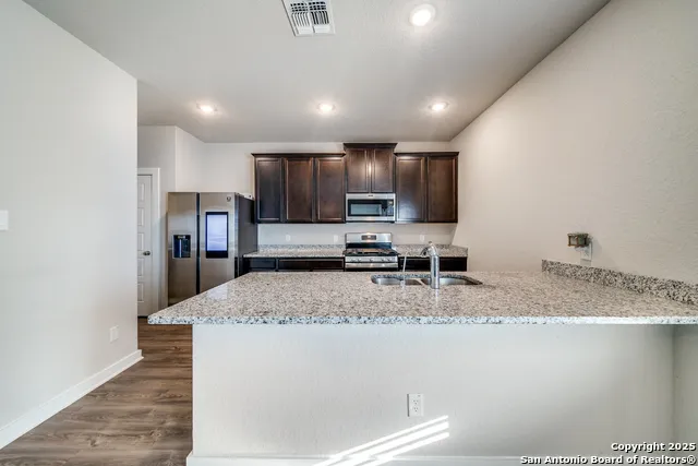 17029 VISTA CV Live Oak, TX 78233