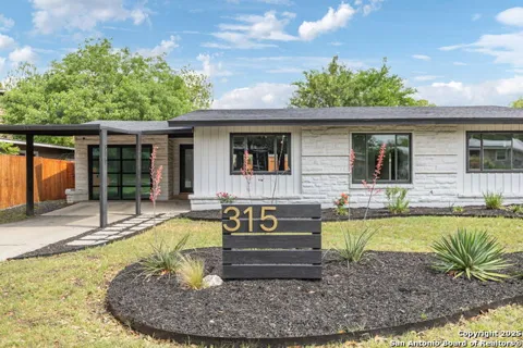 315 Ridgehaven Pl