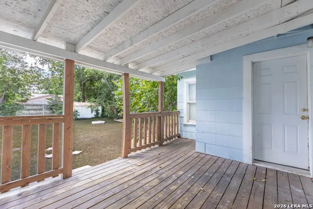 534 WALTON AVE San Antonio, TX 78225