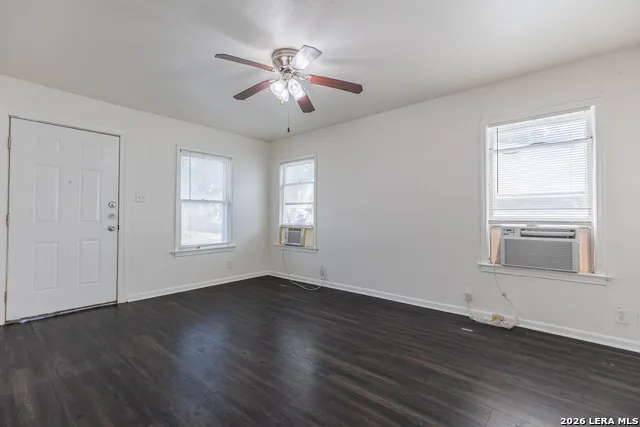 534 WALTON AVE San Antonio, TX 78225