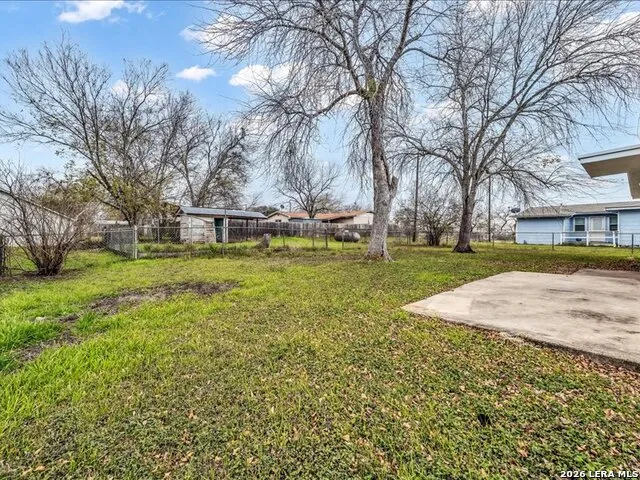 602 C Street Floresville, TX 78114