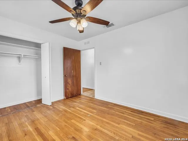 602 C Street Floresville, TX 78114
