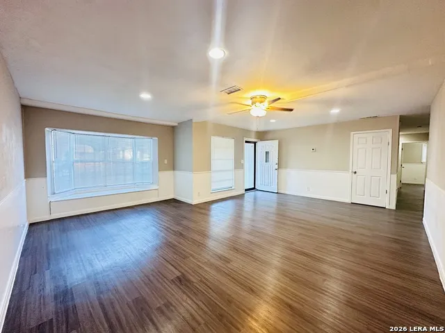 10806 LAZY OAKS DR San Antonio, TX 78217