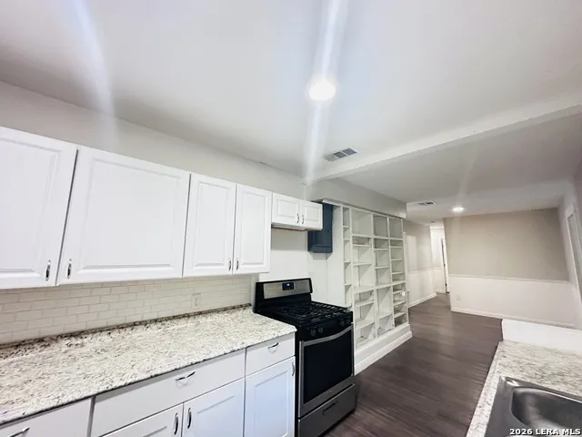 10806 LAZY OAKS DR San Antonio, TX 78217
