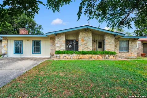 417 E Lindbergh Blvd