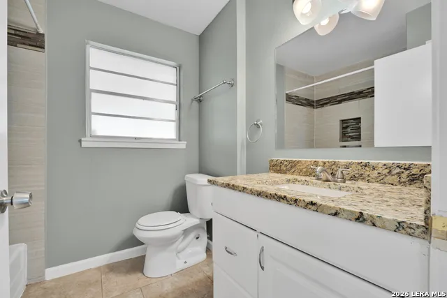 417 E Lindbergh Blvd Universal City, TX 78148