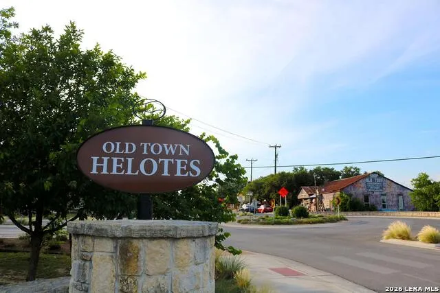 17319 Antlers Cv Helotes, TX 78023