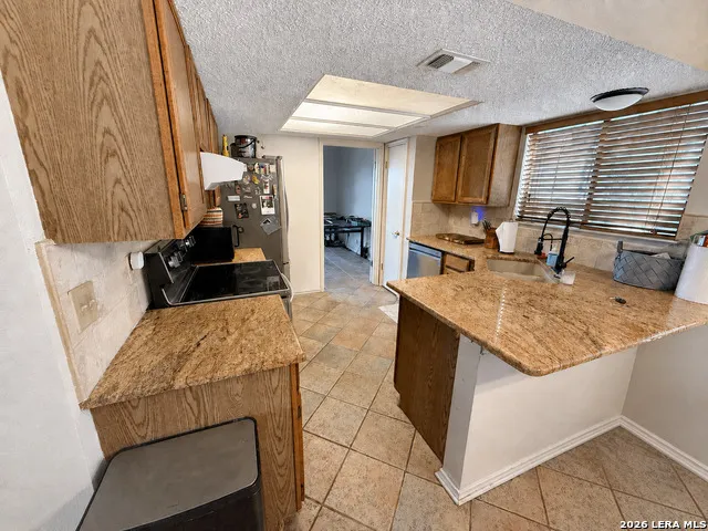 17319 Antlers Cv Helotes, TX 78023