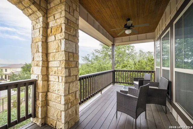 618 Wagon Wheel Dr Canyon Lake, TX 78133