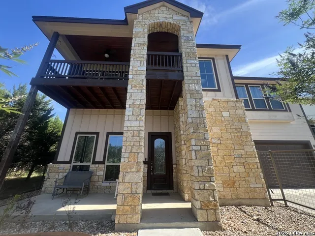 618 Wagon Wheel Dr Canyon Lake, TX 78133