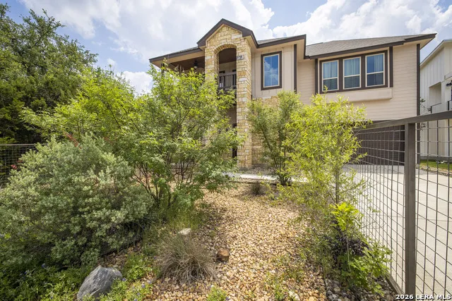 618 Wagon Wheel Dr Canyon Lake, TX 78133