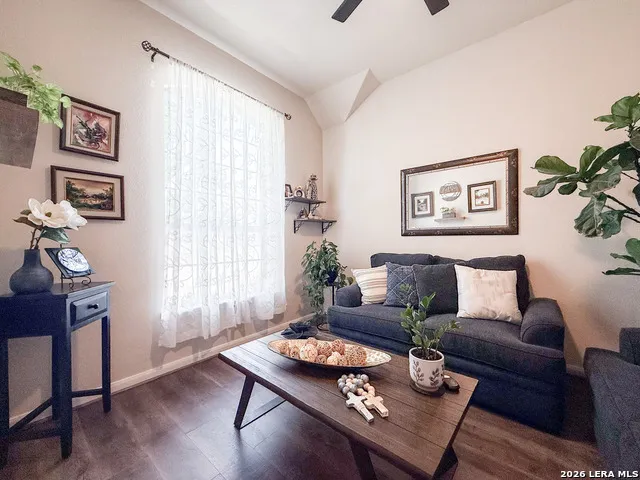 17711 Handies Peak Helotes, TX 78023
