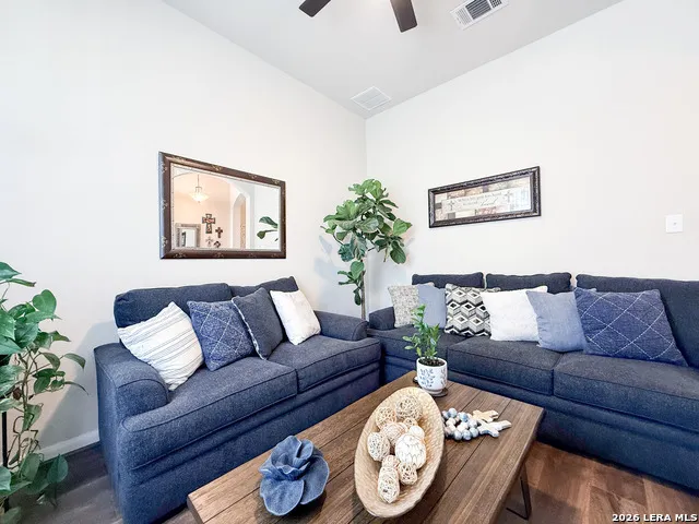 17711 Handies Peak Helotes, TX 78023