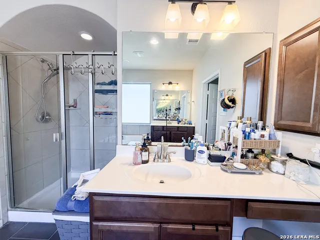 17711 Handies Peak Helotes, TX 78023