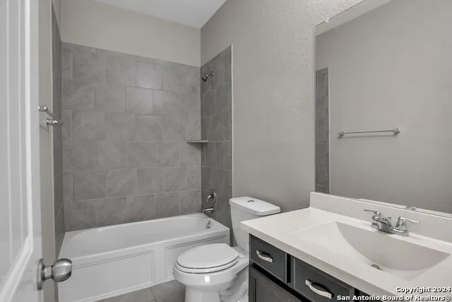 10423 MONICAS CRK Schertz, TX 78154