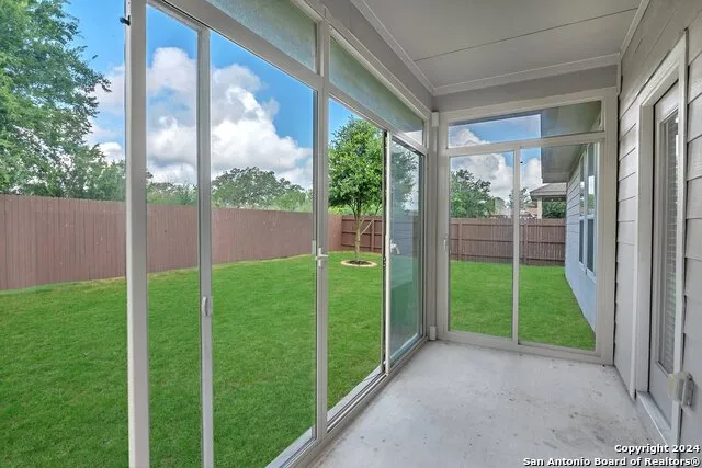 10423 MONICAS CRK Schertz, TX 78154