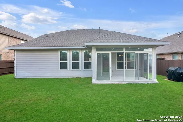 10423 MONICAS CRK Schertz, TX 78154