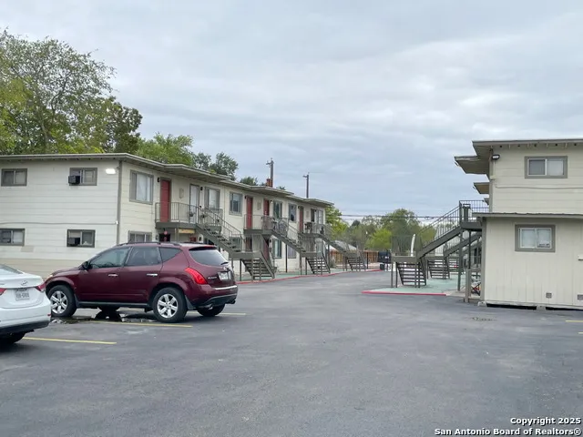 347 Ware Unit 18 San Antonio, TX 78221