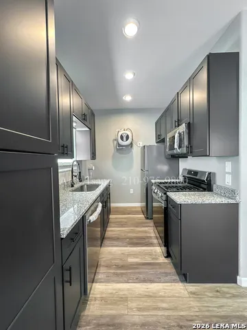 606 Brookview Dr Unit C