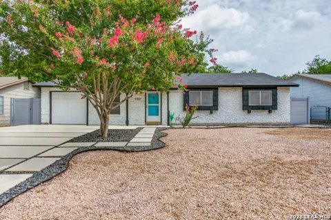 4407 Sun Vista Ln