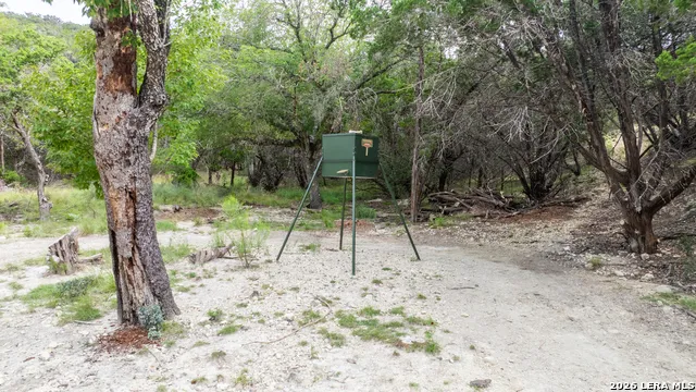 900 Lehmann Dr Center Point, TX 78010