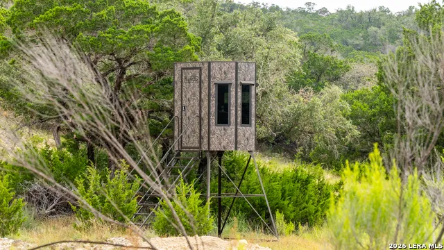 900 Lehmann Dr Center Point, TX 78010