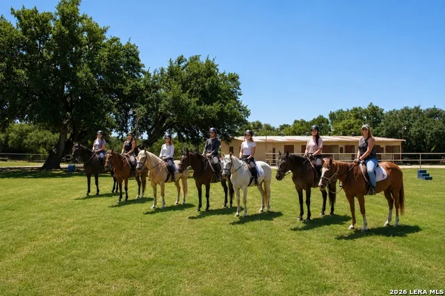 285 OBST RD Bulverde, TX 78163