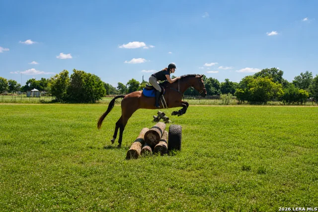 285 OBST RD Bulverde, TX 78163