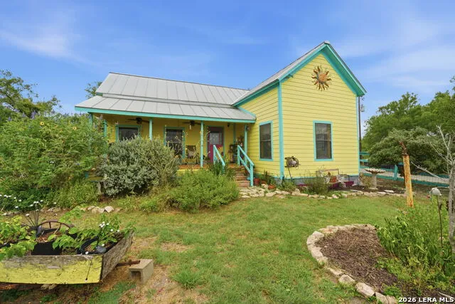 1539 County Road 188 Karnes City, TX 78118