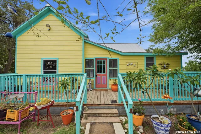 1539 County Road 188 Karnes City, TX 78118