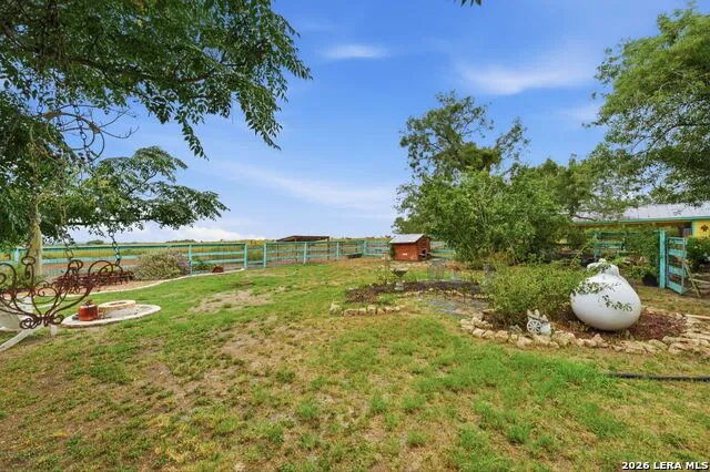 1539 County Road 188 Karnes City, TX 78118