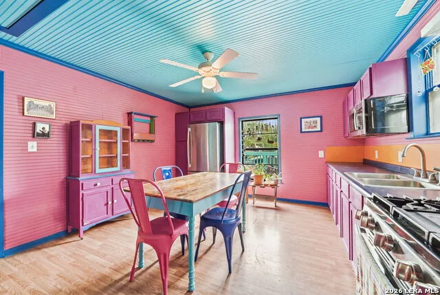 1539 County Road 188 Karnes City, TX 78118