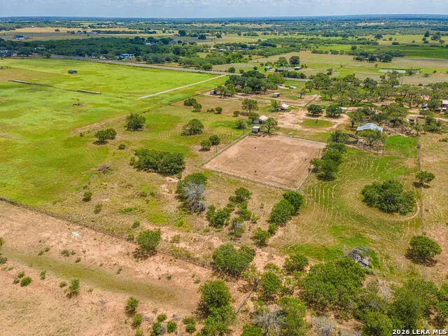 1935 E Fm 1518 St Hedwig, TX 78152