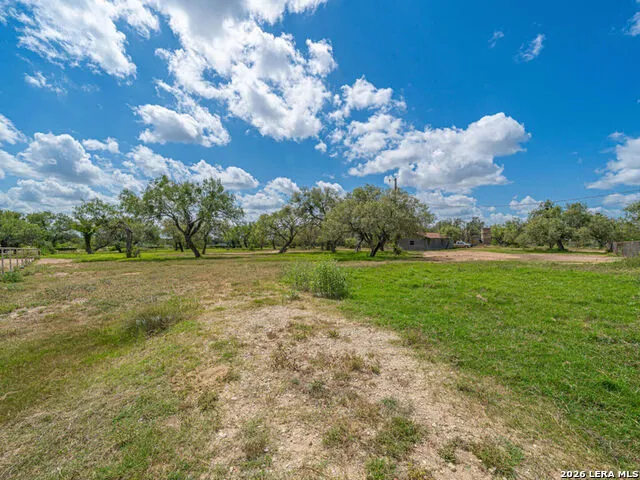 1935 E Fm 1518 St Hedwig, TX 78152
