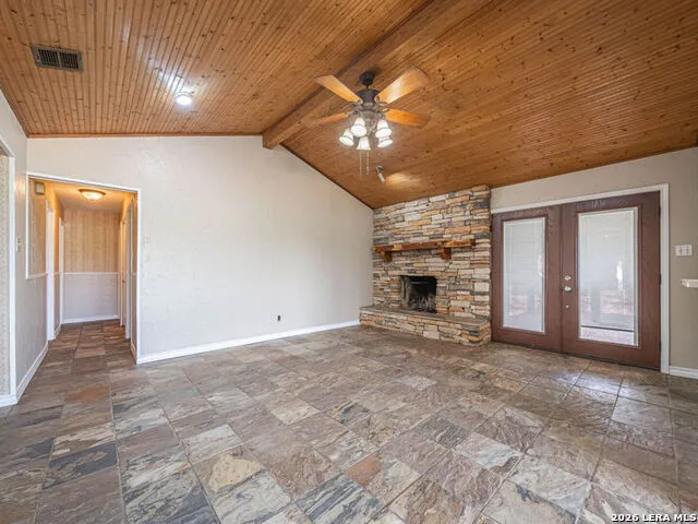 1935 E Fm 1518 St Hedwig, TX 78152