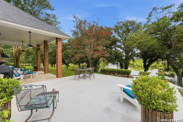 1196 Loch Seguin, TX 78155