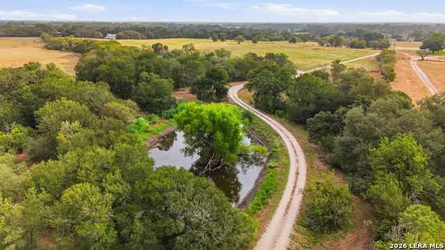 1196 Loch Seguin, TX 78155