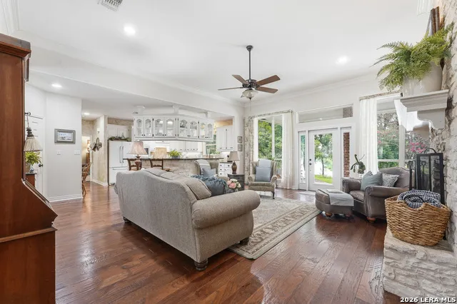 1196 Loch Seguin, TX 78155