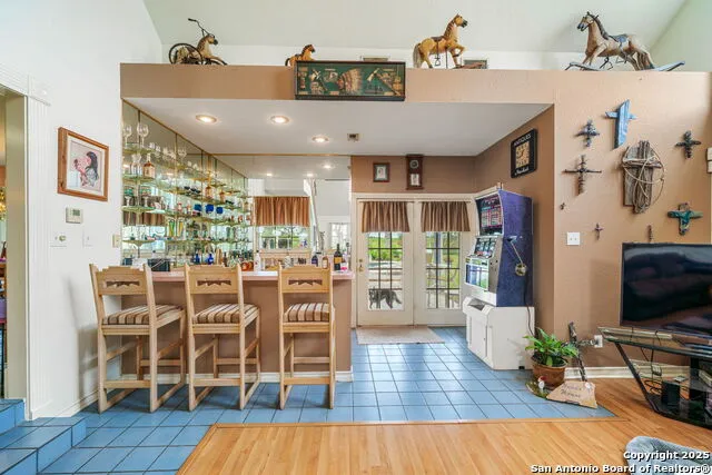 210 Tolle Rd Cibolo, TX 78108