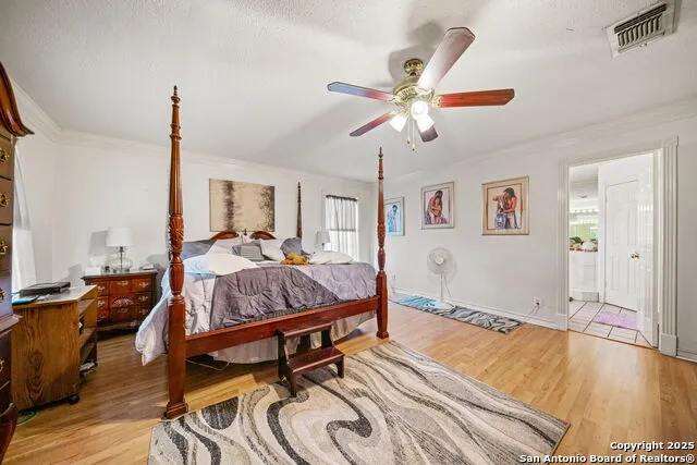 210 Tolle Rd Cibolo, TX 78108