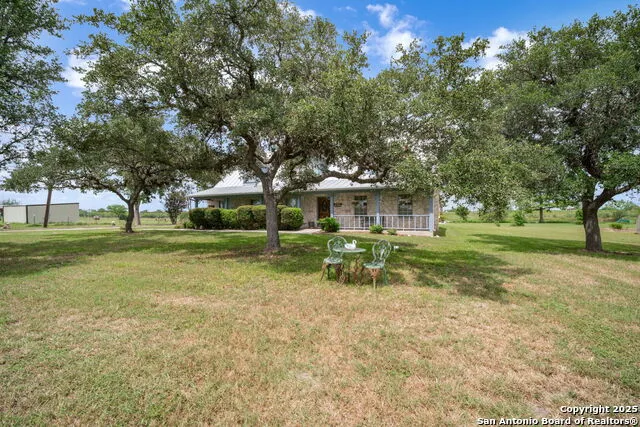 210 Tolle Rd Cibolo, TX 78108