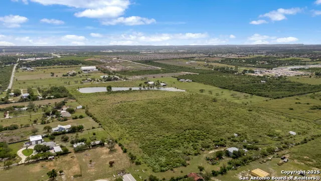 210 Tolle Rd Cibolo, TX 78108