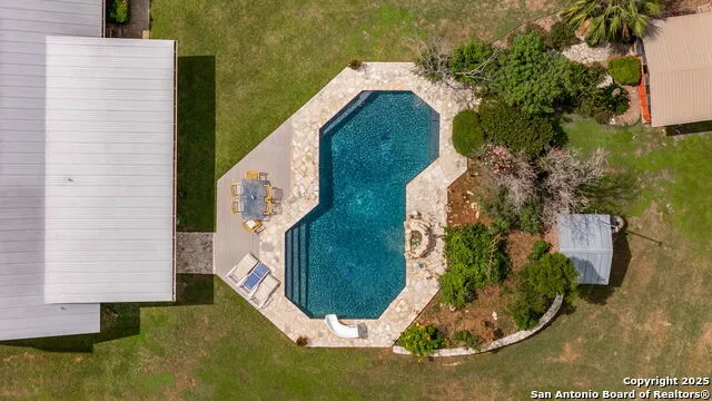 210 Tolle Rd Cibolo, TX 78108
