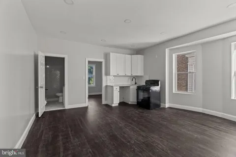 5237 CHESTER AVENUE #5