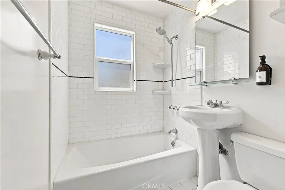 5701 Fair North Hollywood, CA 91601